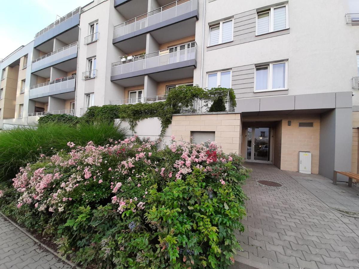 Apartamento Apartament Di Trevi - Klimatyzacja Breslavia Exterior foto